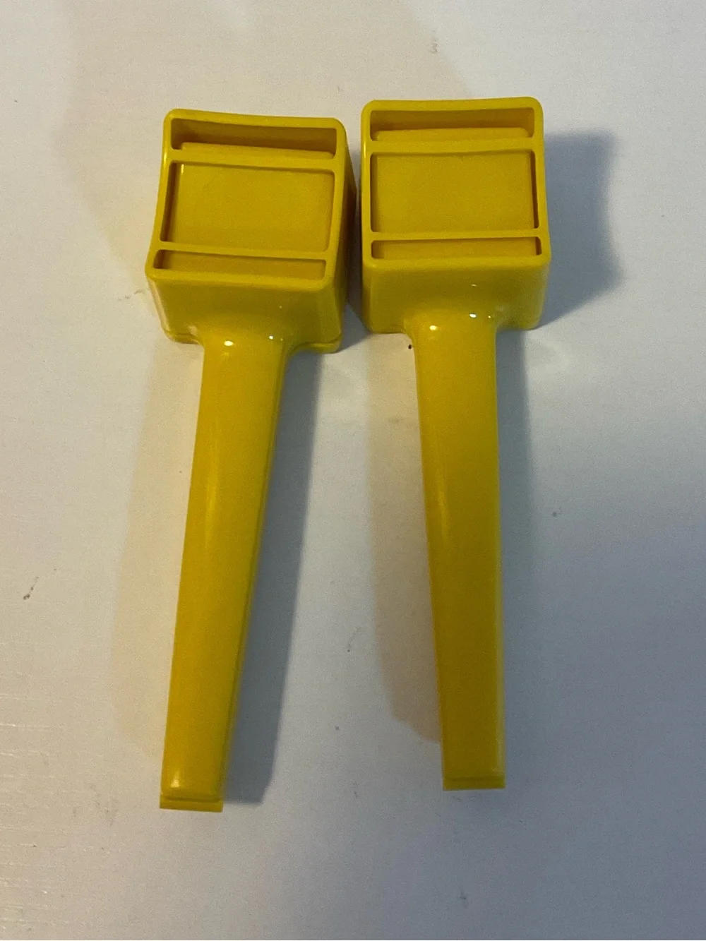 Vintage Tupperware corn huggers butter and salt spreader